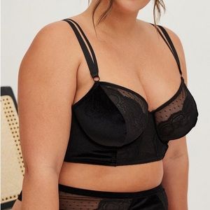 NWOT Torrid Longline Velvet and Lace Unlined Underwire Bra